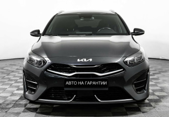 Подержанный автомобиль Kia Ceed Wagon 2021 года (2 фото)