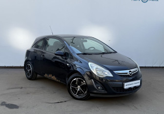 Подержанный автомобиль Opel Corsa 2011 года (3 фото)