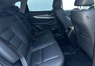 Подержанный автомобиль Exeed LX 2023 года (14 фото)