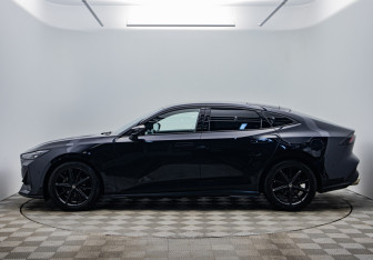 Подержанный автомобиль Changan UNI-V 2023 года (2 фото)