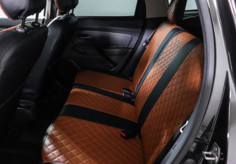 Подержанный автомобиль Renault Duster 2021 года (12 фото)