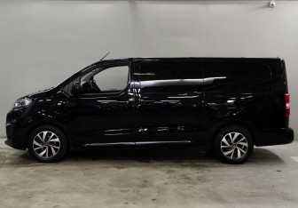 Подержанный автомобиль Citroen SpaceTourer 2021 года (8 фото)