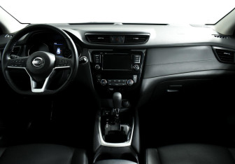 Подержанный автомобиль Nissan Qashqai 2021 года (9 фото)