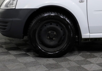 Подержанный автомобиль LADA (ВАЗ) Largus Wagon 2018 года (8 фото)