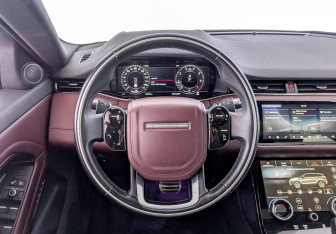 Подержанный автомобиль Land Rover Range Rover Evoque 2021 года (23 фото)