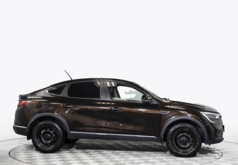 Подержанный автомобиль Renault Arkana 2020 года (3 фото)