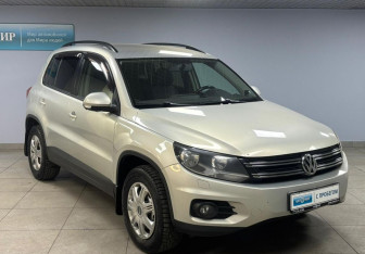 Подержанный автомобиль Volkswagen Tiguan 2012 года (3 фото)