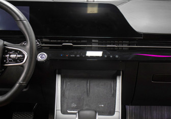 Подержанный автомобиль Omoda C5 2024 года (16 фото)