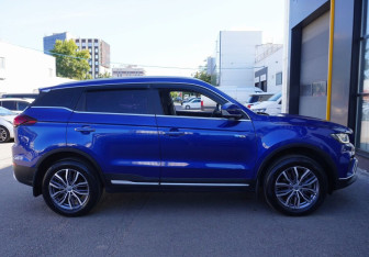 Подержанный автомобиль Geely Atlas Pro 2021 года (4 фото)