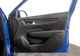 Подержанный автомобиль Kia Rio Hatchback 2020 года (24 фото)