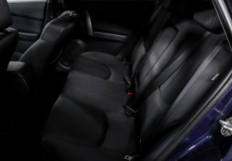 Подержанный автомобиль Mazda 6 Liftback 2008 года (10 фото)