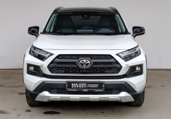 Новый Toyota RAV4 2025 (2 фото)
