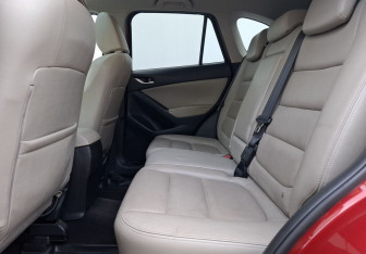 Подержанный автомобиль Mazda CX-5 2011 года (11 фото)