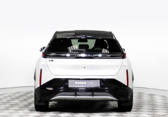 Подержанный автомобиль Zeekr X 2023 года (6 фото)