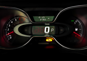 Подержанный автомобиль Renault Kaptur 2019 года (13 фото)