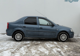 Подержанный автомобиль Renault Logan Sedan 2011 года (4 фото)