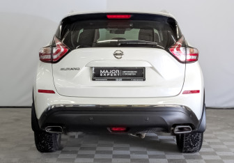 Подержанный автомобиль Nissan Murano Suv 2021 года (6 фото)