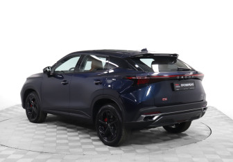 Подержанный автомобиль Omoda C5 2023 года (7 фото)