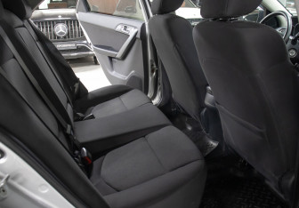Подержанный автомобиль Kia Cerato Sedan 2012 года (12 фото)