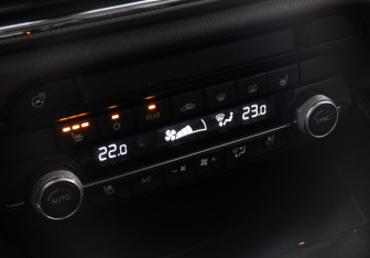 Подержанный автомобиль Mazda CX-9 2021 года (19 фото)