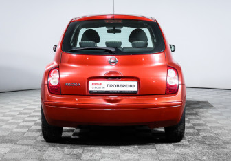 Подержанный автомобиль Nissan Micra Hatchback 2007 года (6 фото)