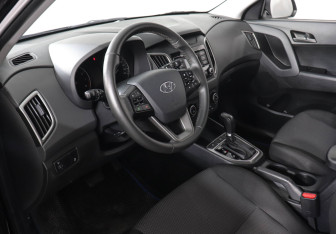 Подержанный автомобиль Hyundai Creta 2021 года (9 фото)
