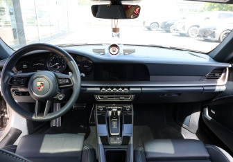 Подержанный автомобиль Porsche 911 Coupe 2021 года (14 фото)