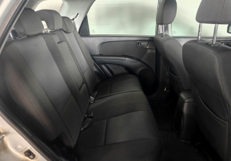 Подержанный автомобиль Kia Sportage 2009 года (10 фото)