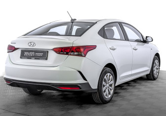 Подержанный автомобиль Hyundai Solaris Sedan 2020 года (4 фото)