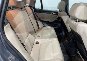 Подержанный автомобиль BMW X3 2016 года (10 фото)