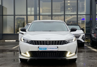 Подержанный автомобиль Kaiyi E5 2023 года (2 фото)