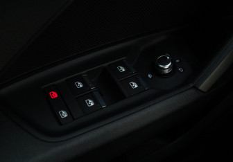 Подержанный автомобиль Audi A3 Sedan 2021 года (18 фото)