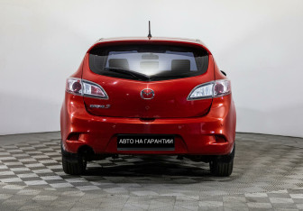 Подержанный автомобиль Mazda 3 Hatchback 2012 года (6 фото)