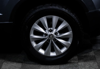 Подержанный автомобиль Skoda Karoq 2020 года (15 фото)