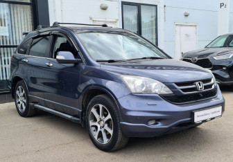 Подержанный автомобиль Honda CR-V 2012 года (3 фото)