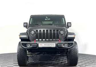 Подержанный автомобиль Jeep Wrangler 2019 года (2 фото)