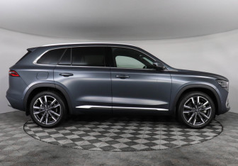 Подержанный автомобиль Geely Monjaro 2024 года (4 фото)