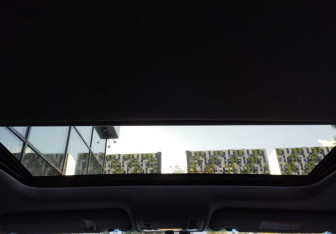 Подержанный автомобиль Lexus ES 2016 года (12 фото)