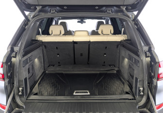 Подержанный автомобиль BMW X5 2021 года (10 фото)