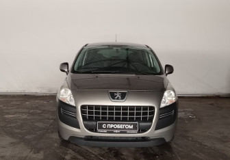 Подержанный автомобиль Peugeot 3008 2010 года (2 фото)