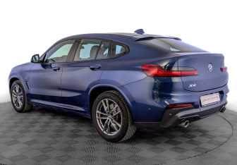 Подержанный автомобиль BMW X4 2021 года (7 фото)