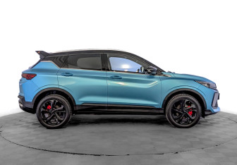 Подержанный автомобиль Geely Coolray 2024 года (4 фото)