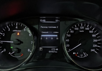 Подержанный автомобиль Nissan X-Trail 2018 года (16 фото)
