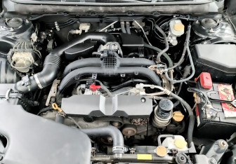 Подержанный автомобиль Subaru Outback Wagon 2015 года (9 фото)