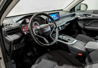 Подержанный автомобиль Haval Jolion 2023 года (15 фото)