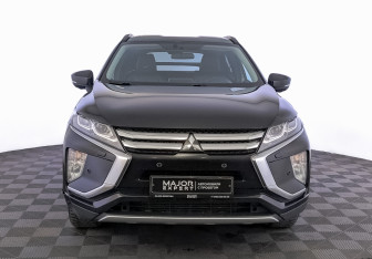 Подержанный автомобиль Mitsubishi Eclipse Cross 2019 года (2 фото)