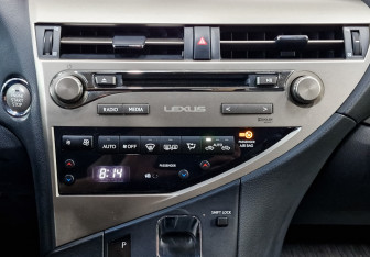 Подержанный автомобиль Lexus RX 2014 года (17 фото)