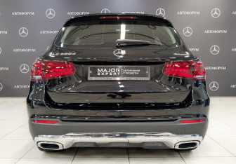 Подержанный автомобиль Mercedes-Benz GLC Coupe 2022 года (6 фото)