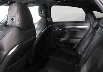 Подержанный автомобиль Geely Tugella 2022 года (12 фото)