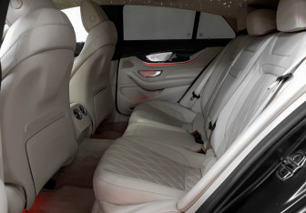 Подержанный автомобиль Mercedes-Benz AMG GT Liftback 2021 года (20 фото)